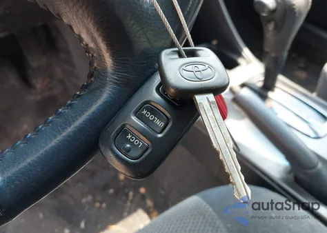 2004 Toyota Camry Se z USA, uszkodzony, nr VIN 4T1BE32K94U315125